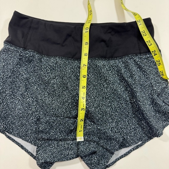 Athleta Run With It Shorts 3.5 Inseam Black Static Size XXS Lined - Picture 7 of 8